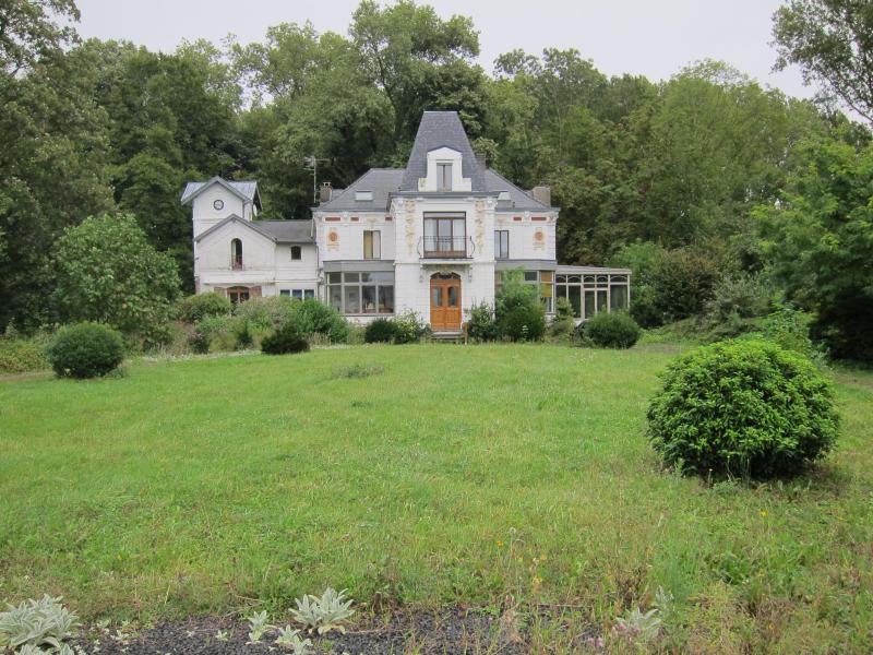 17962