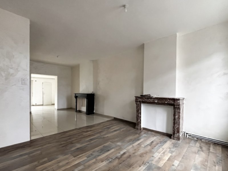 Maison 4 pièces 141 m² · à Valenciennes · 141 m² · 180 000 €